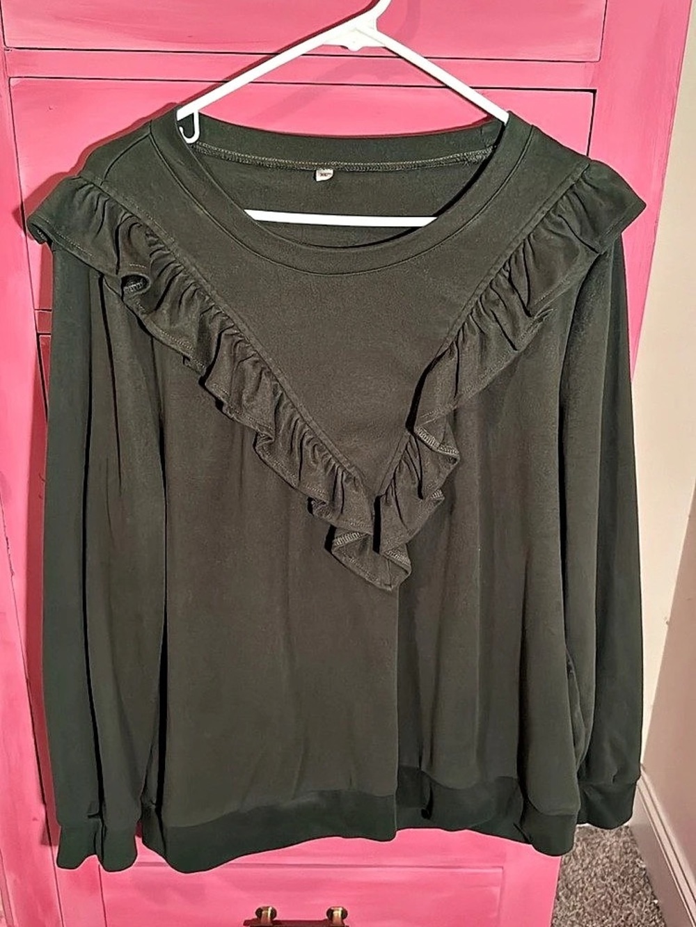 Talbots Ruffle Trim Raglan Sweatshirt Black